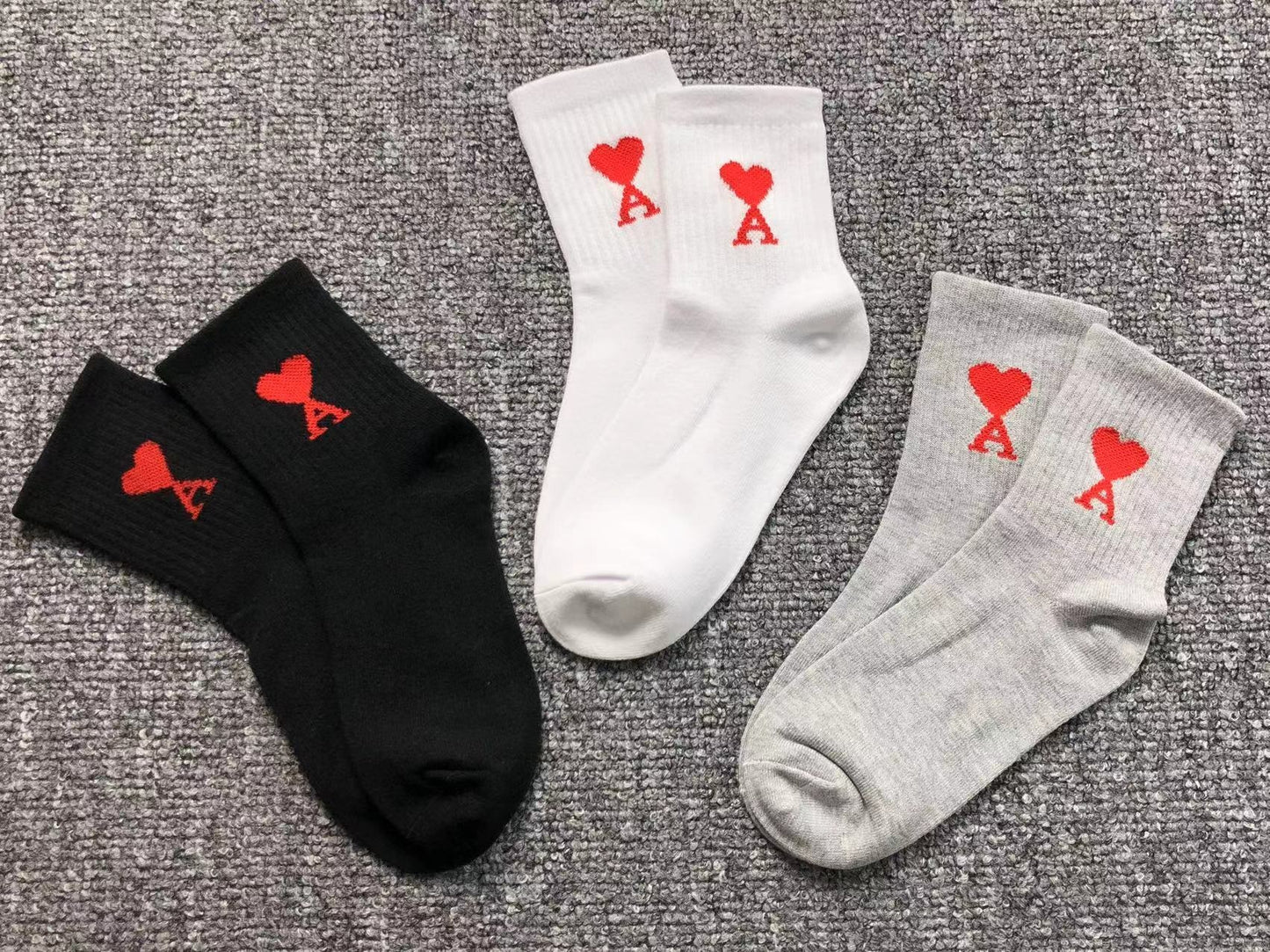 Meia AMI Paris Heart Logo