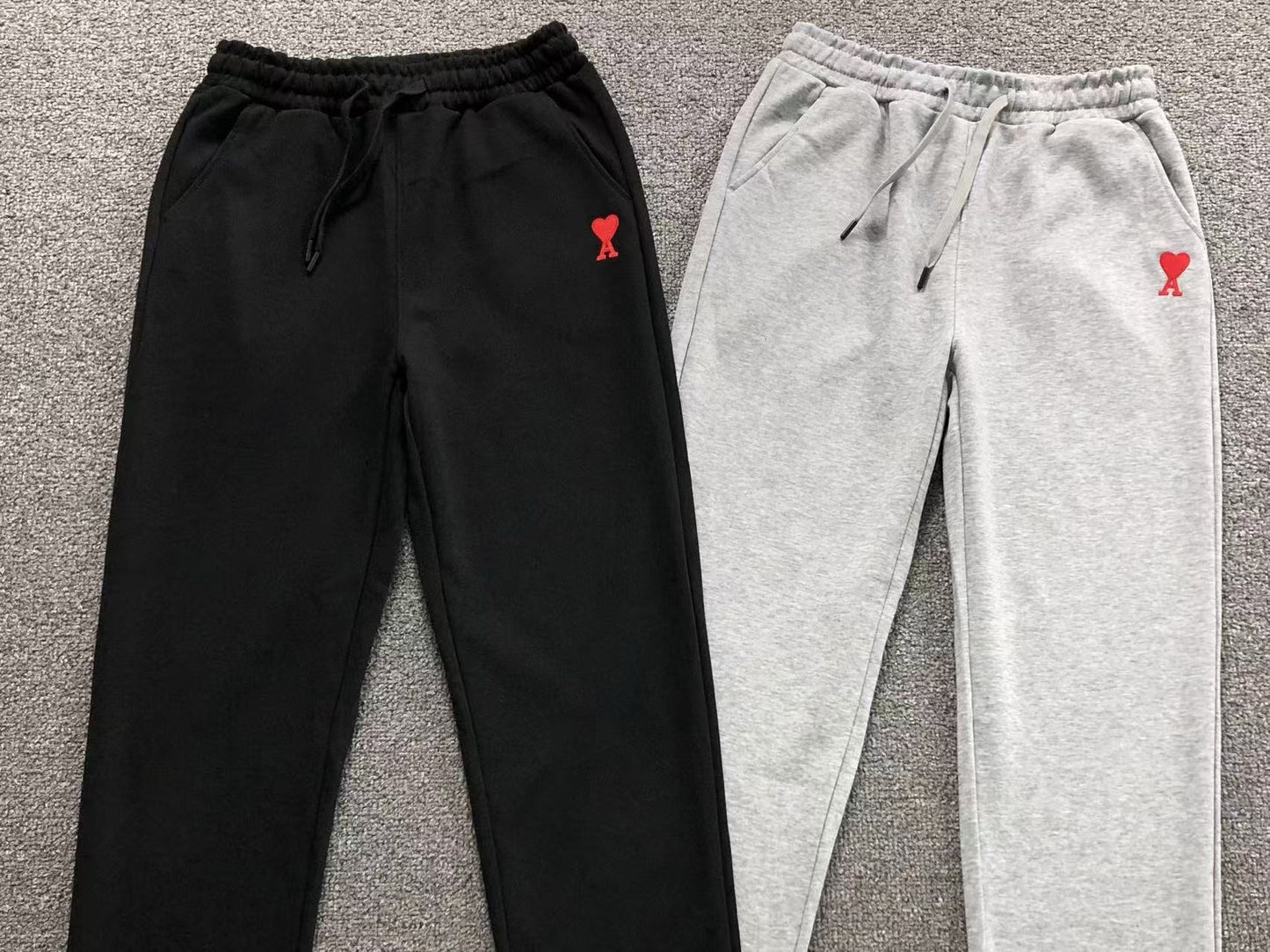 Calça Jogger AMI Paris Essential Moletom
