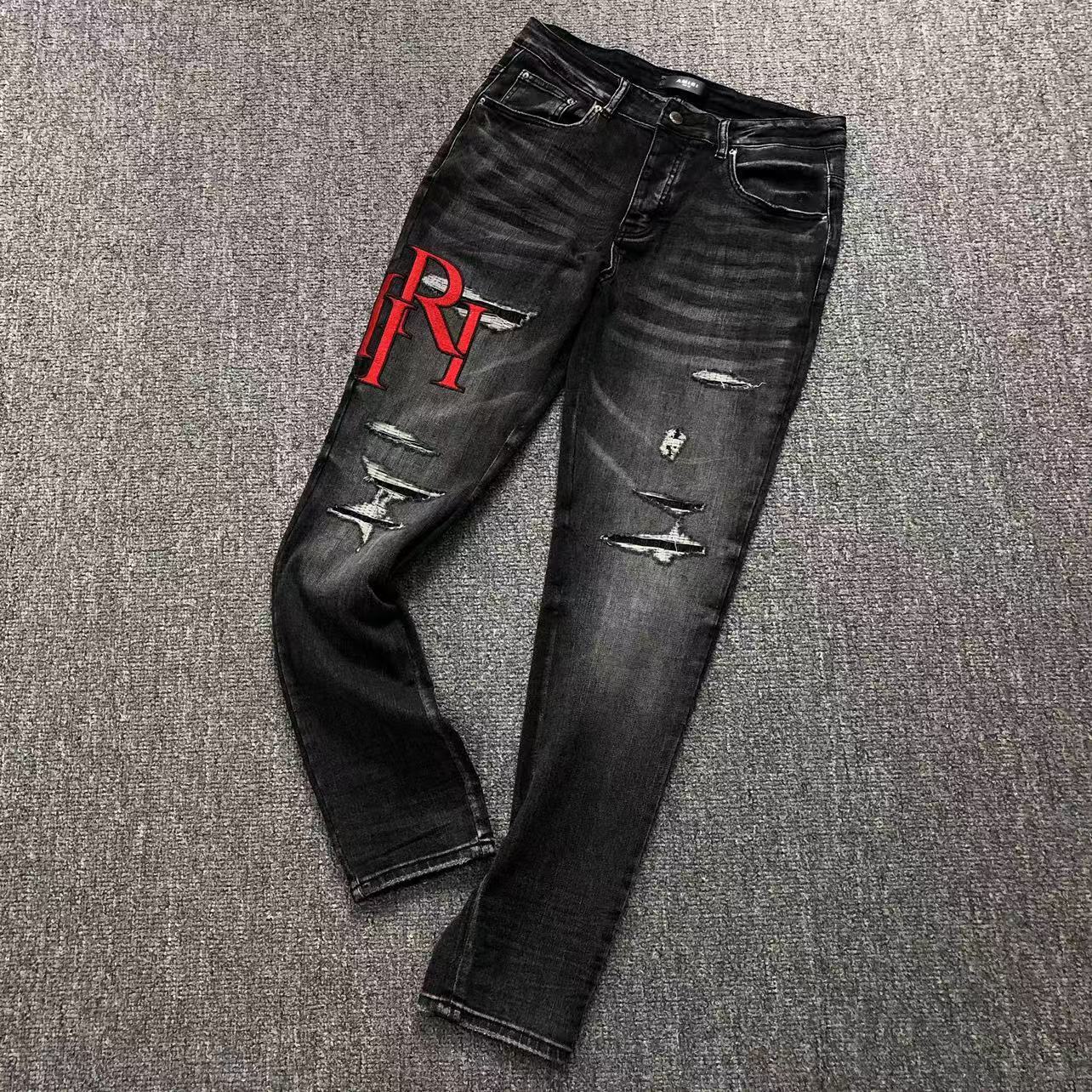 Calça AMIRI Red Logo Destroyed
