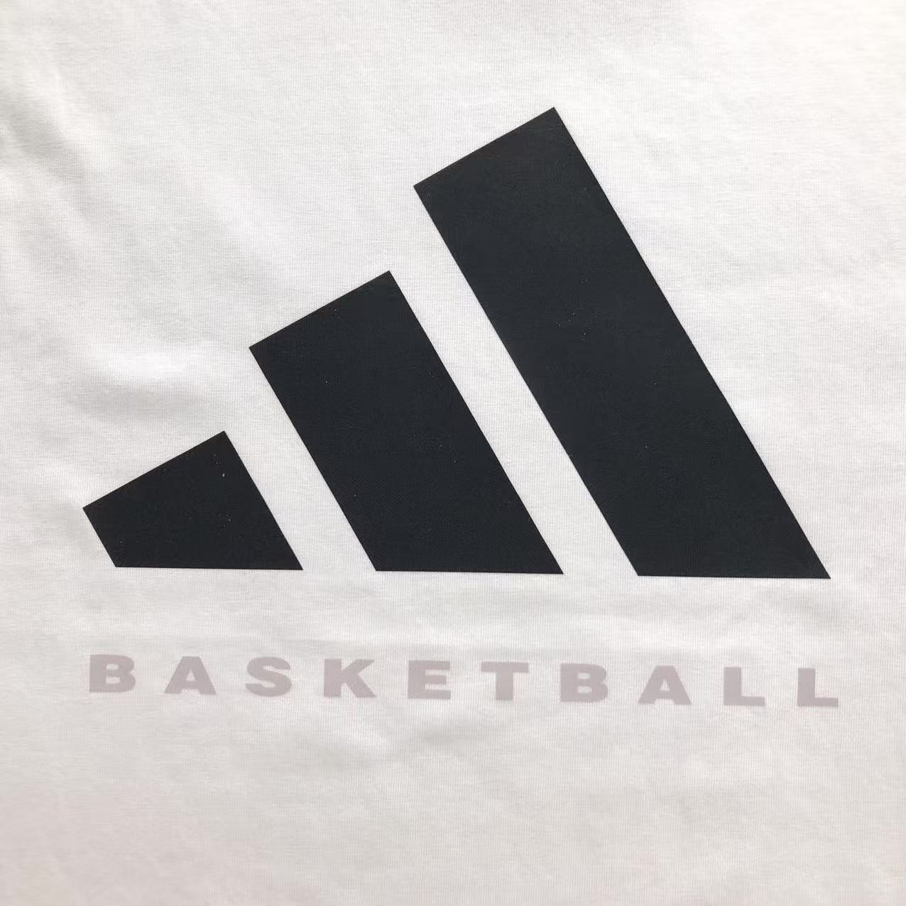 Camiseta adidas Basketball Logo