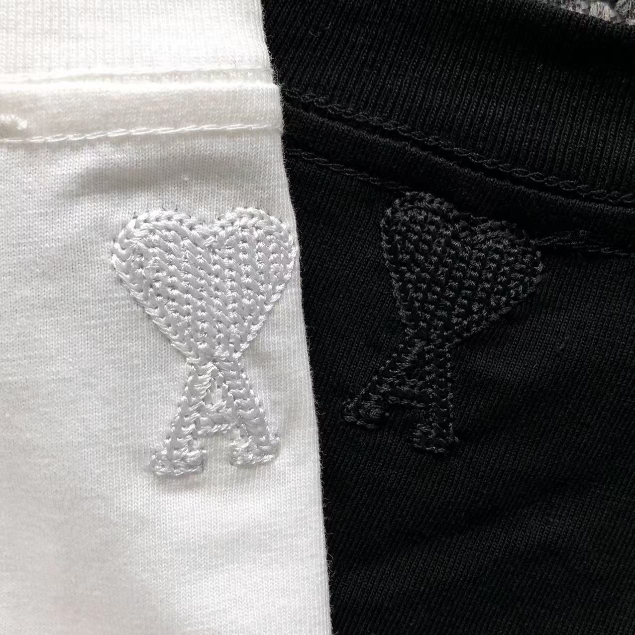 Camiseta AMI Paris Mini Signature Logo