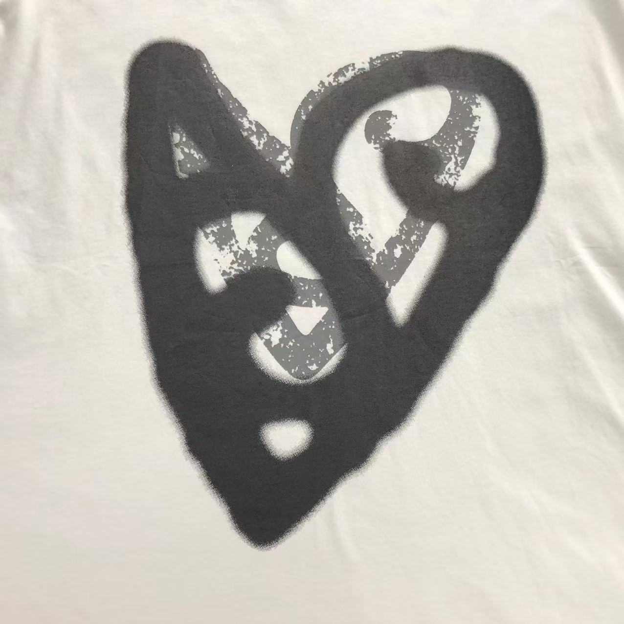 Camiseta Acne Studios Spray Heart