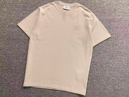 Camiseta AMI Paris Logo Coração Mini Bordado