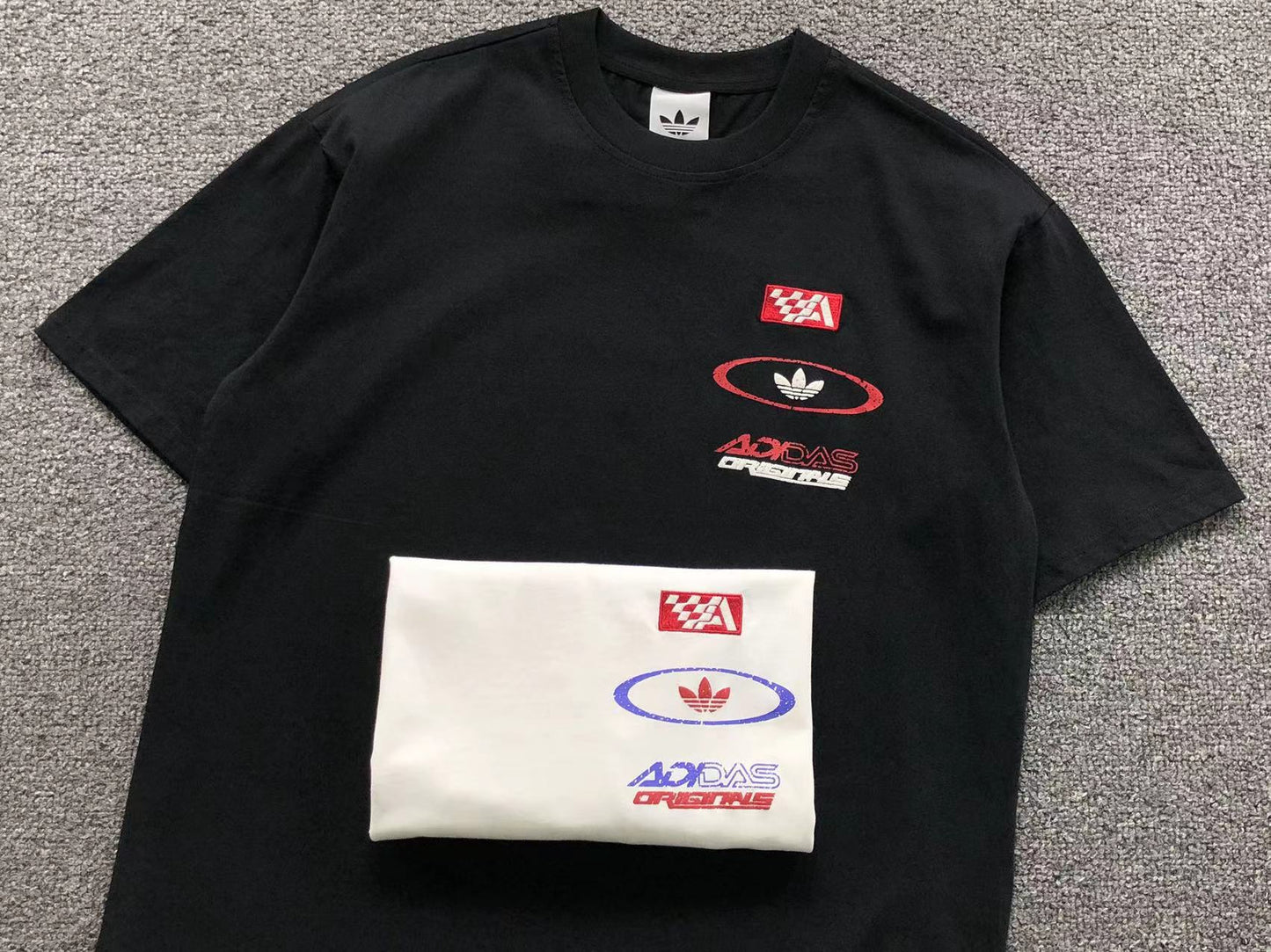 Camiseta Adidas Y2K Motorsport