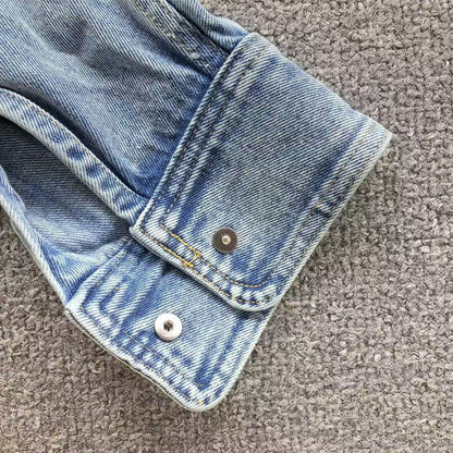 Camisa AMI Paris Denim Cropped Logo Coração