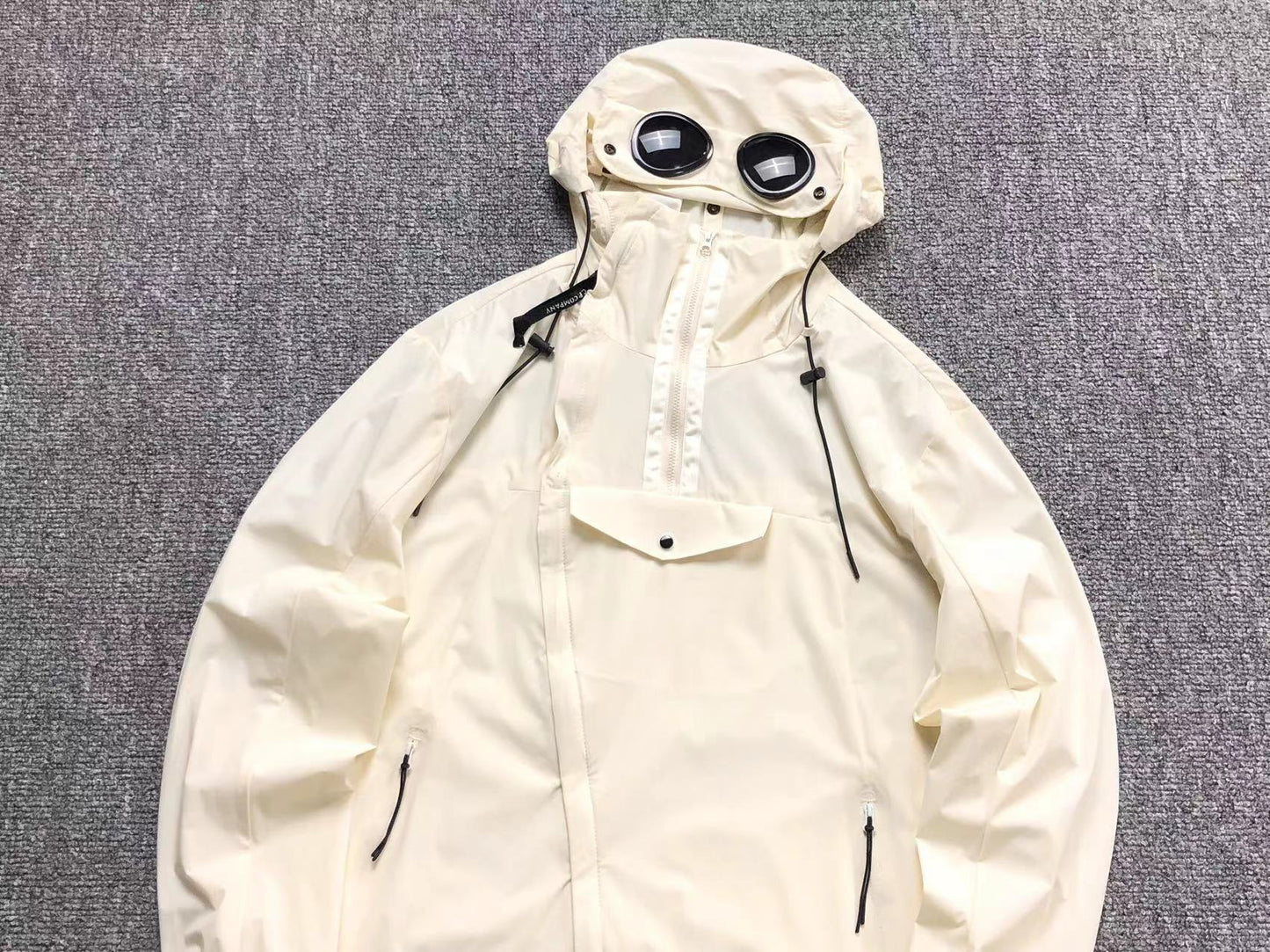 Jaqueta C.P. Company Tech Anorak Goggle Off White
