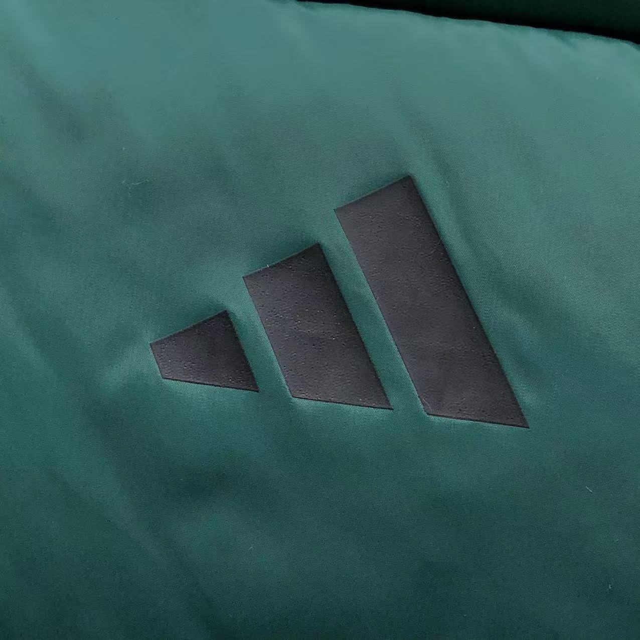 Jaqueta Puffer Reversible adidas Winter Flip