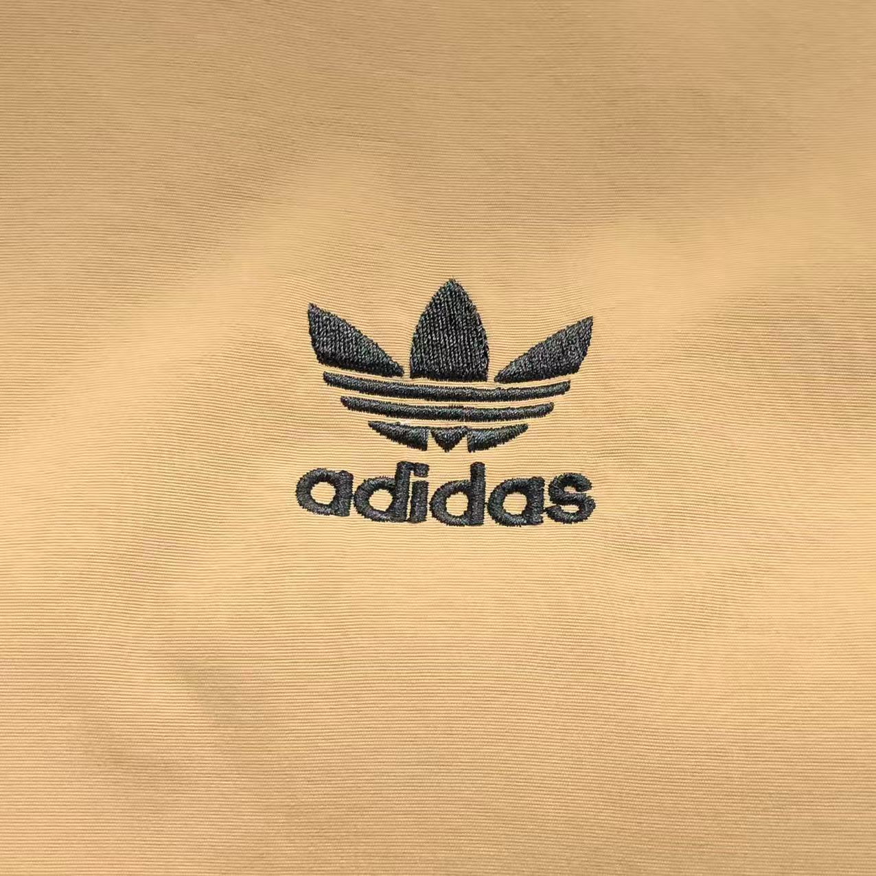 Jaqueta adidas Essential Windbreaker