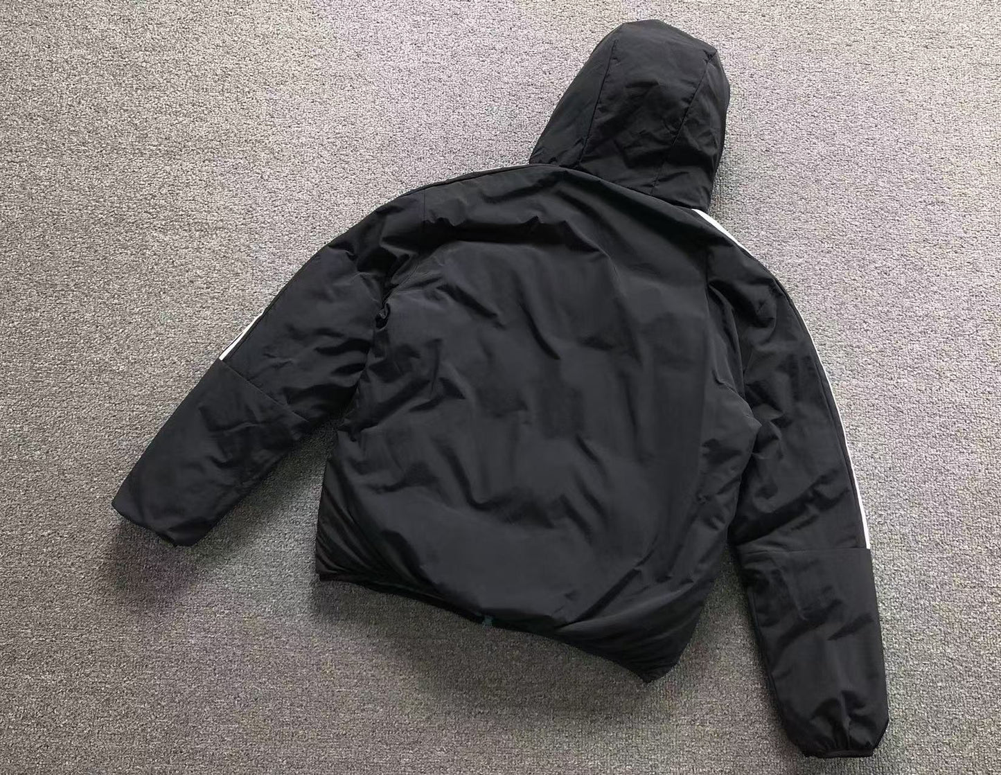Jaqueta Puffer Reversible adidas Winter Flip