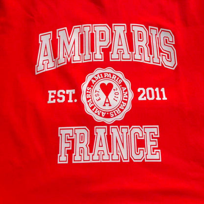 Camiseta AMI Paris Badge Varsity