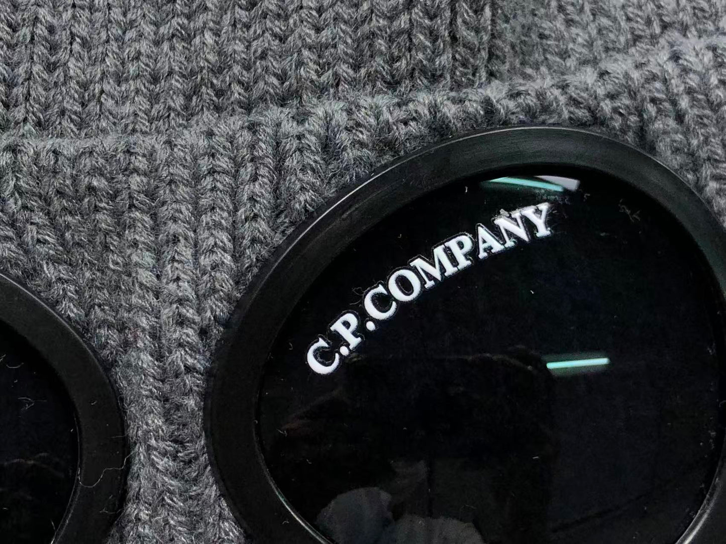 Gorro C.P Company Lens Knit Premium