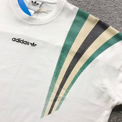 Camiseta adidas Originals Stripes Vintage