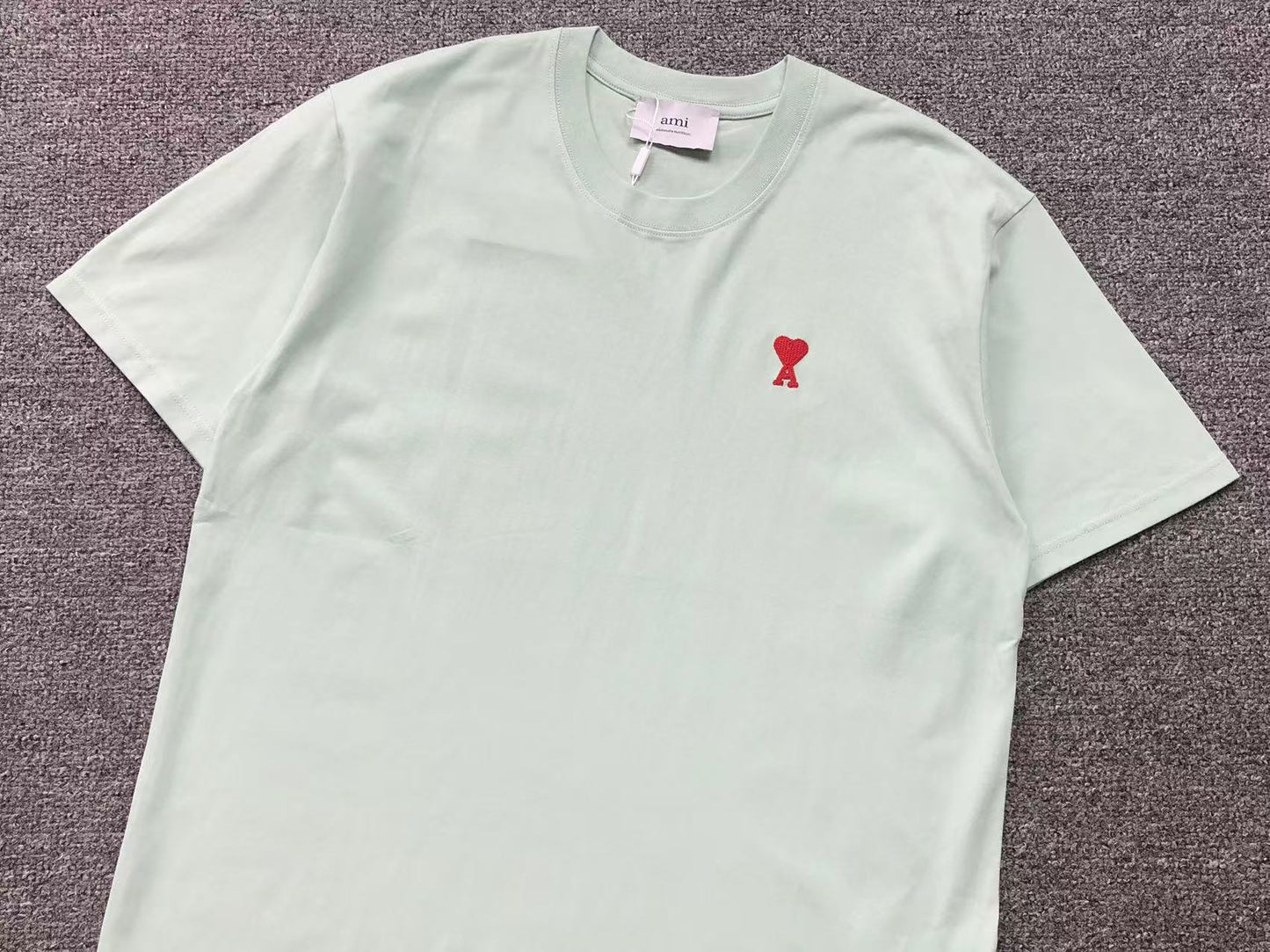 Camiseta AMI Paris Mini Heart Logo