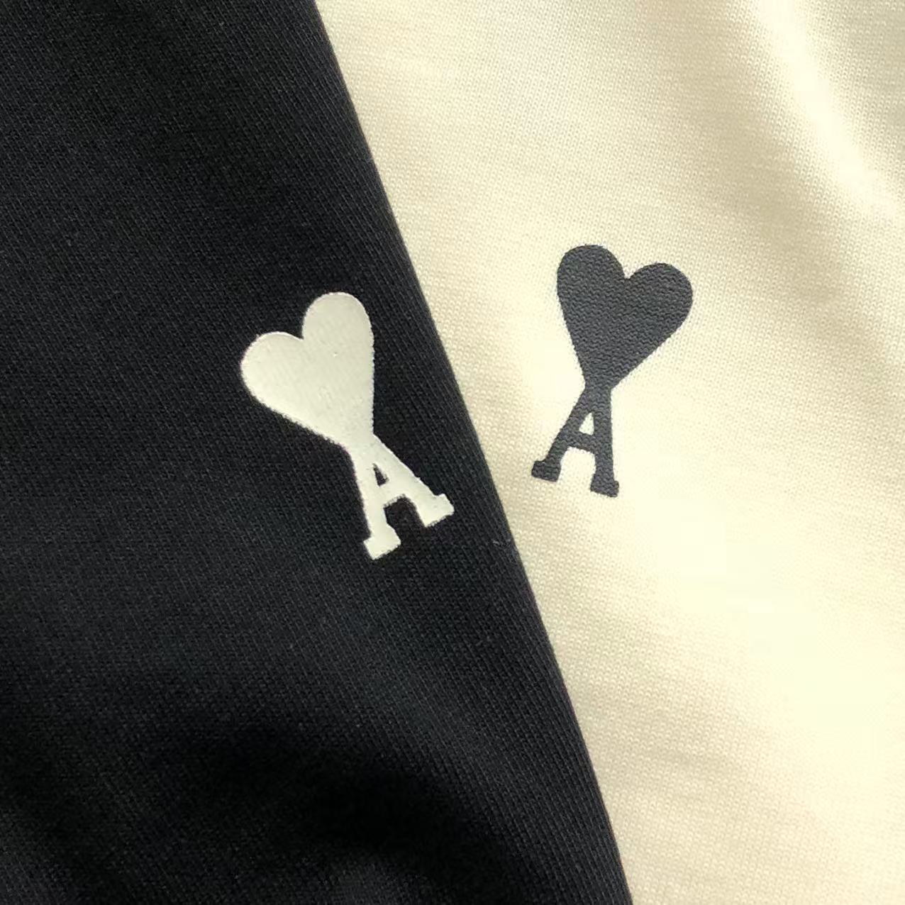 Camiseta AMI Paris Place des Victoires
