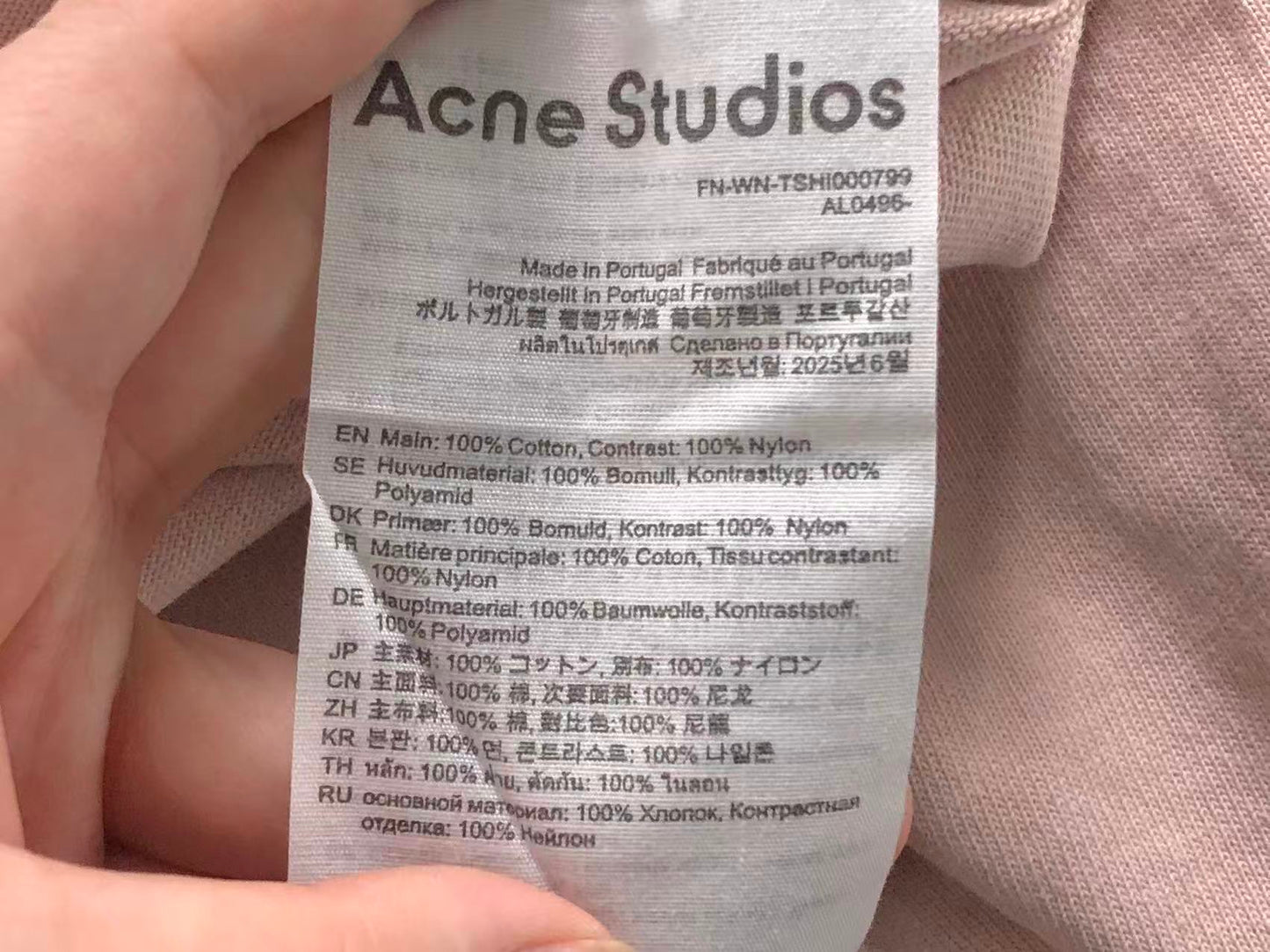 Camiseta Feminina Acne Studios Teddy Kiss