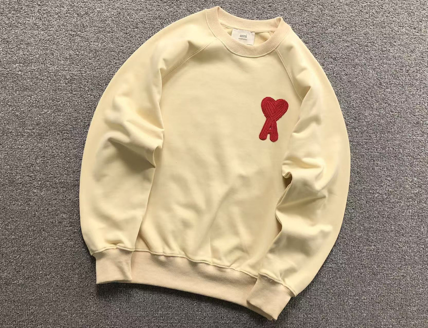 Moletom AMI Paris Ami de Cœur Crewneck