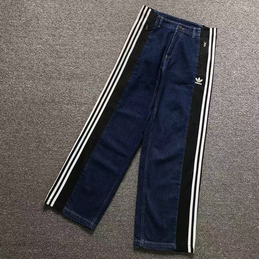 Calça Adidas Jeans Stripe Track Pants