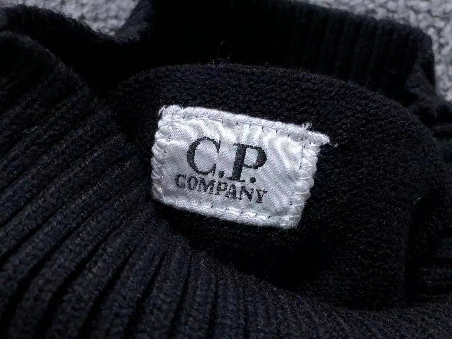 Suéter Gola Alta C.P. Company Knit Off White