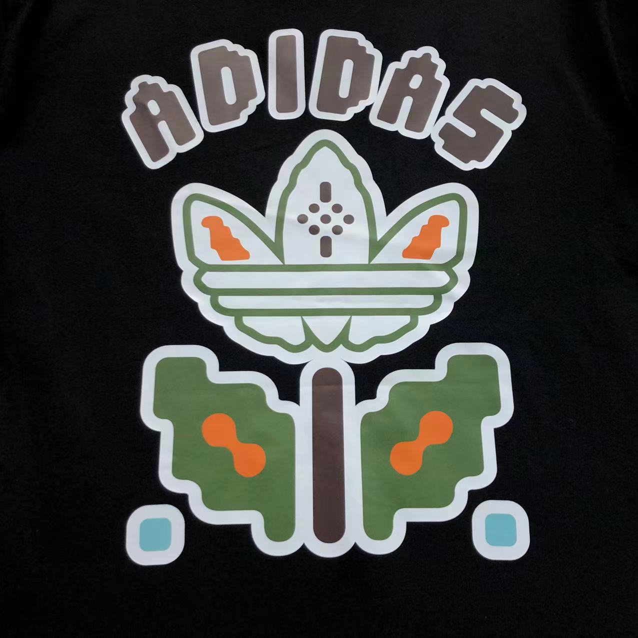 Camiseta Adidas Originals Back Graphic