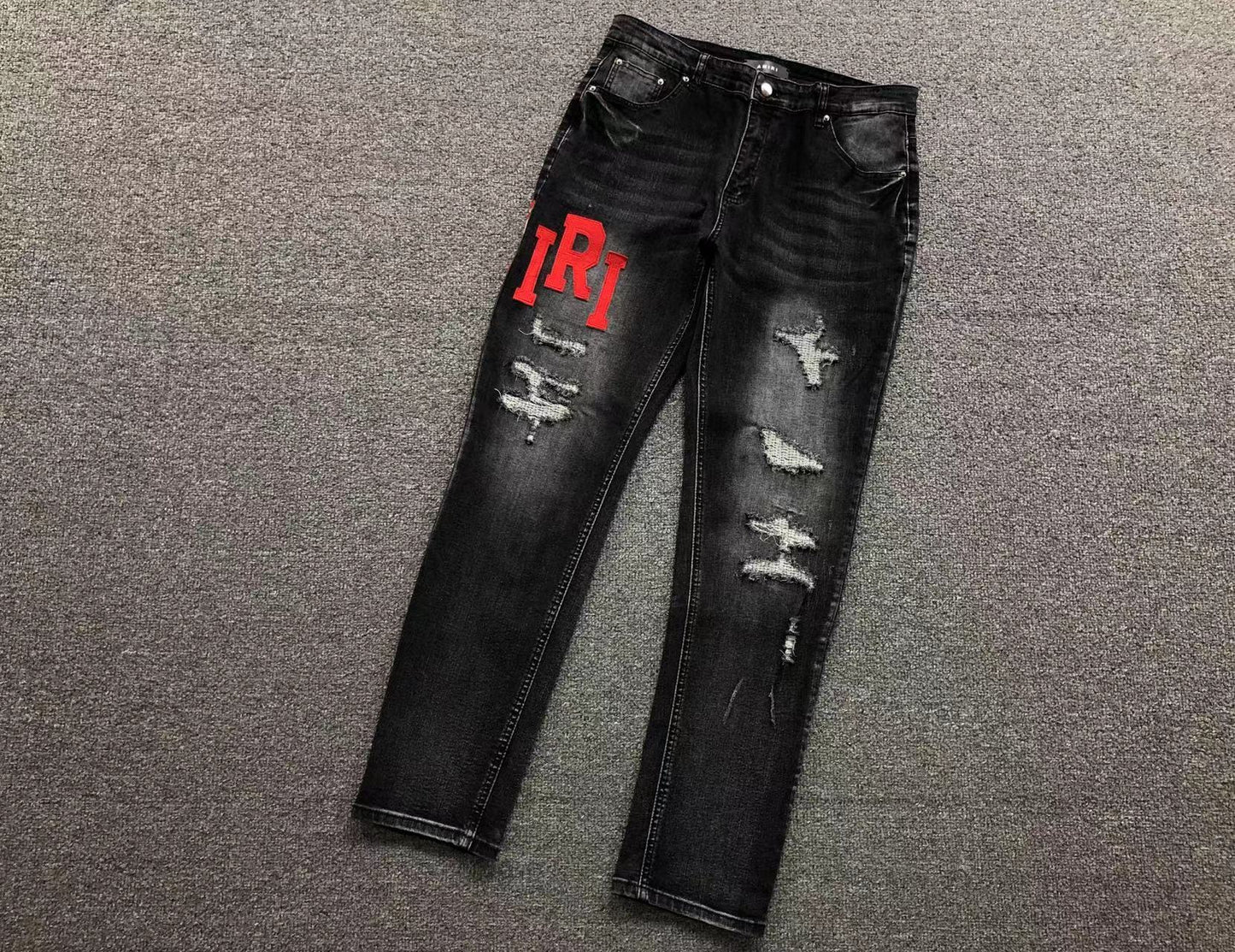 Calça AMIRI Signature Red Logo Jeans