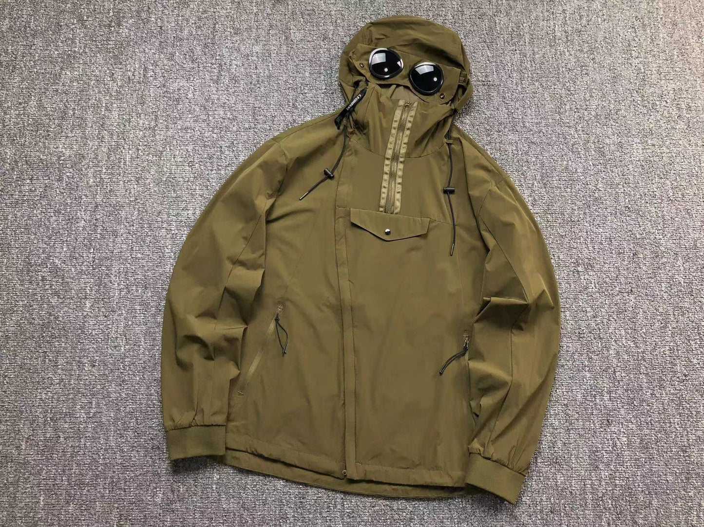 Jaqueta C.P. Company Tech Anorak Goggle Off White