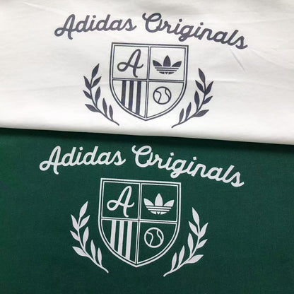 Camiseta adidas Originals Varsity Crest Tee
