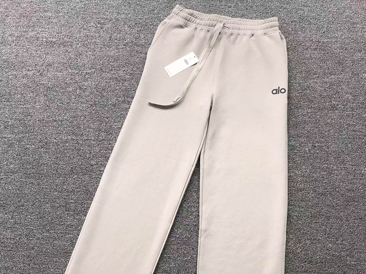 Calça elástica ALO moletom reta Feminino
