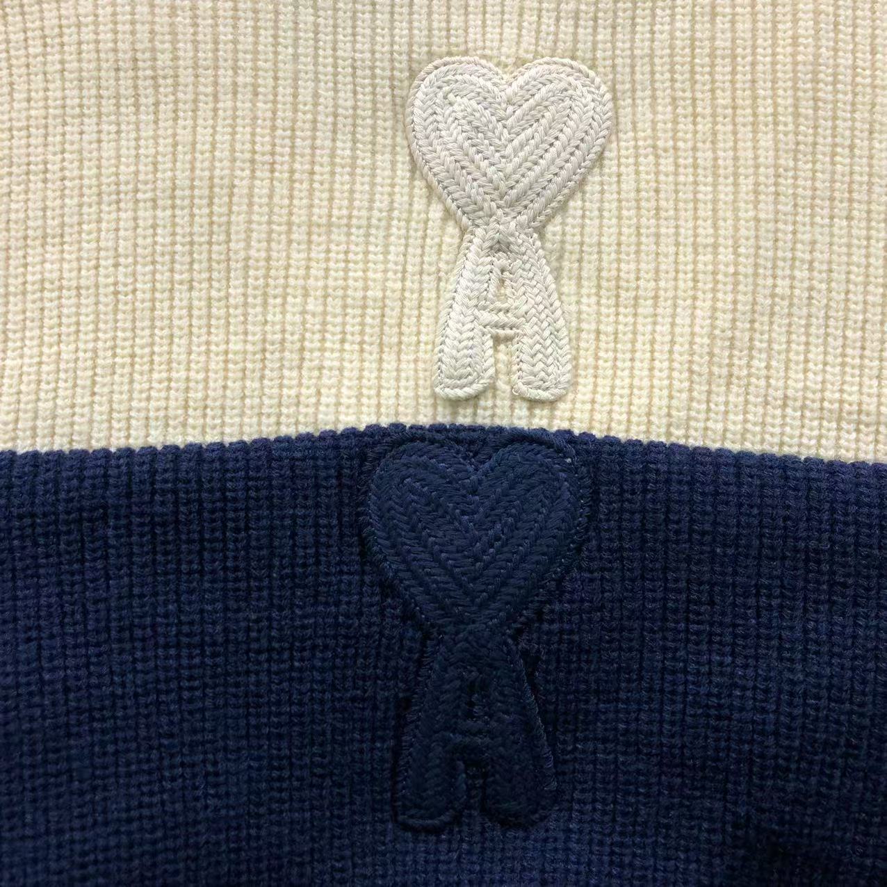 Suéter AMI Paris Cardigan Knit