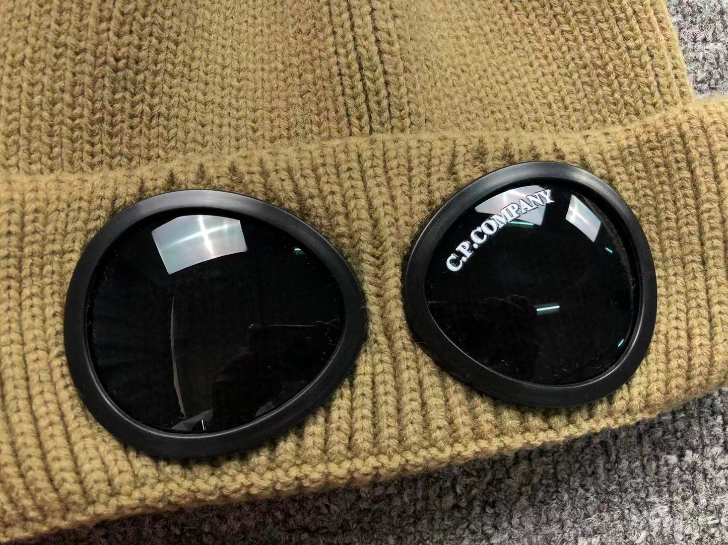 Gorro C.P Company Lens Knit Premium