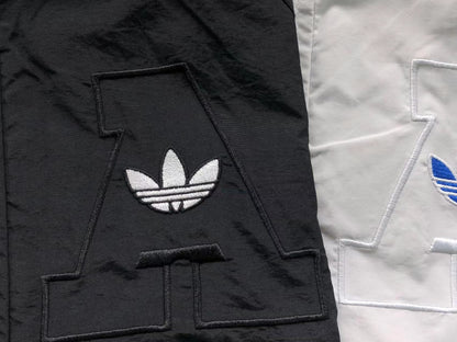 Jaqueta Adidas Athletic Club Archive Windbreaker