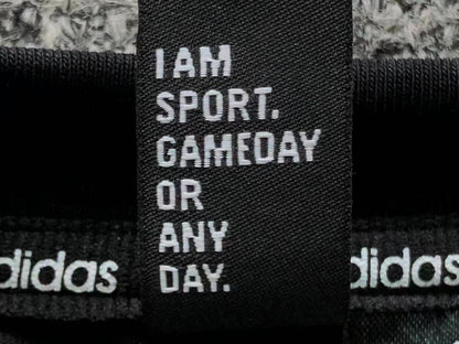 Camiseta Adidas Three Stripes Identity Logo