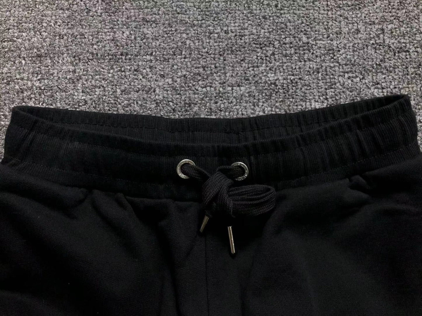 Short AMI Paris Heart Logo