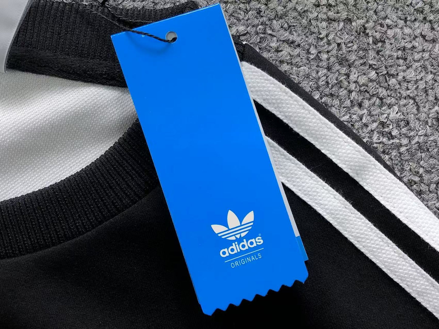 Conjunto Adidas Inverse Club