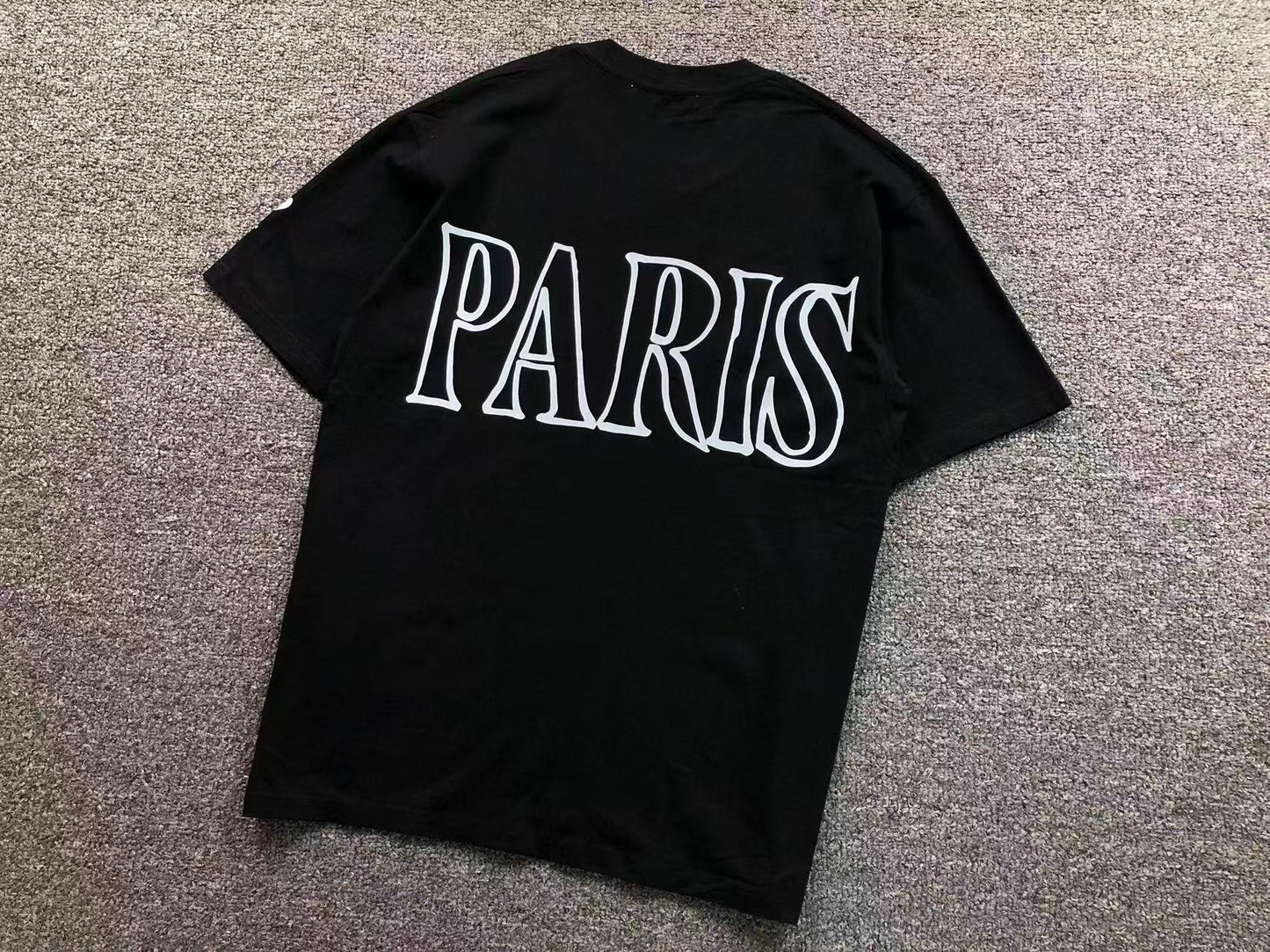Camiseta AMI Paris Logo Typo Graphic
