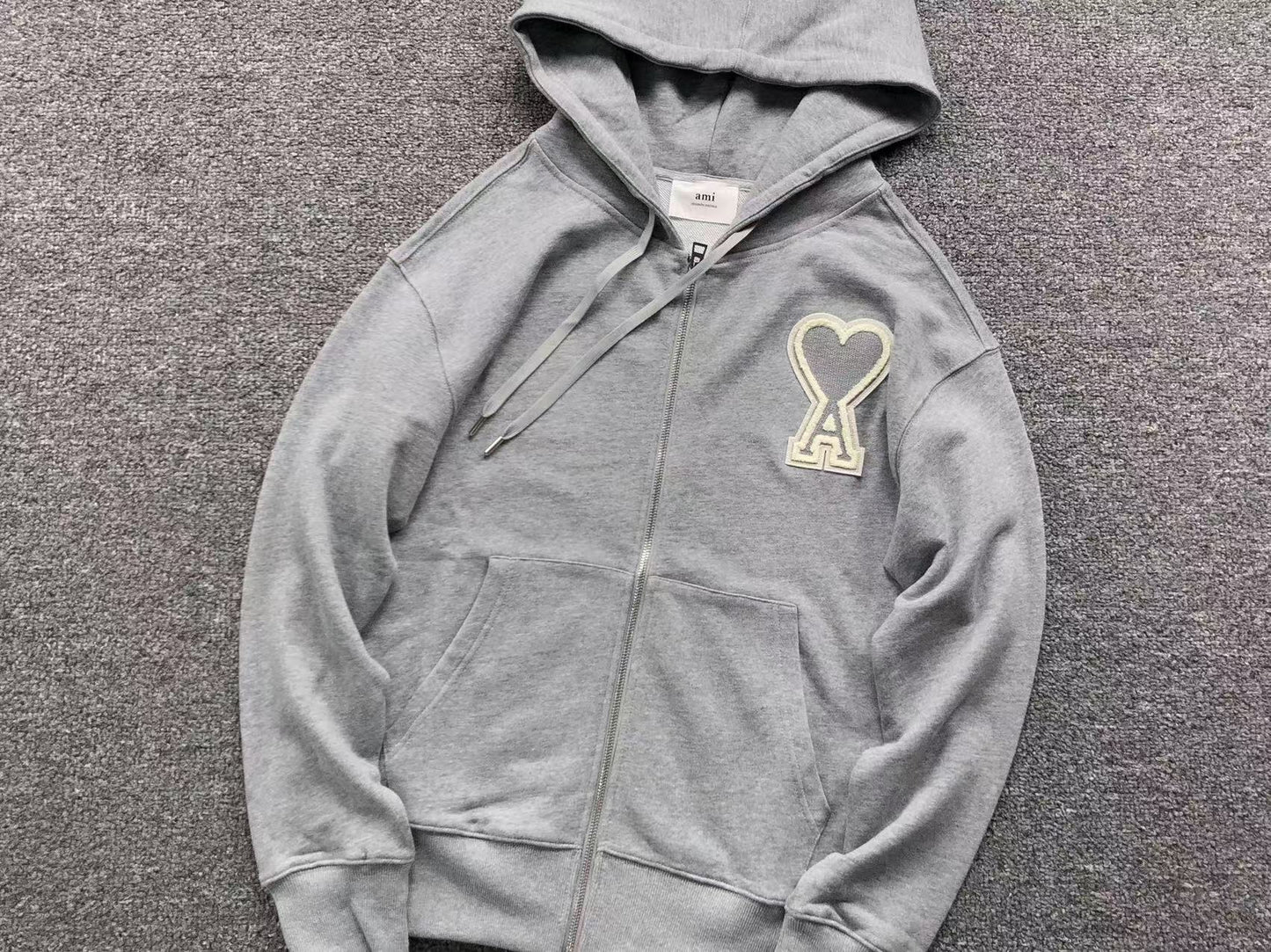 Moletom AMI Paris Ami de Cœur Hoodie Big Heart
