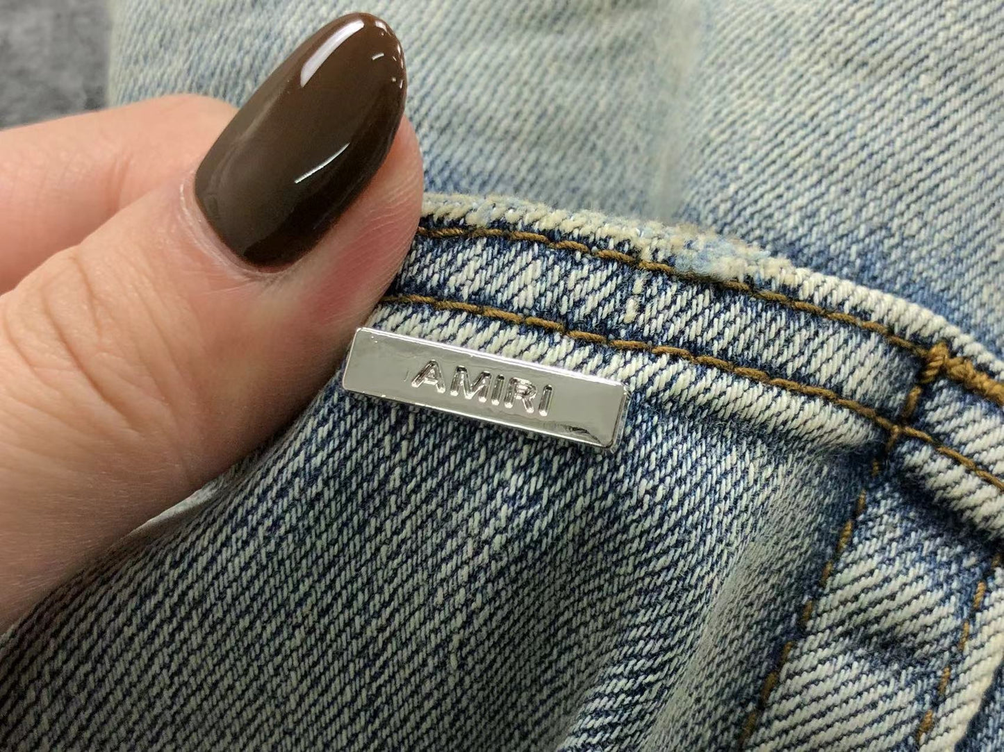 Calça AMIRI Destroyed Ice Wash