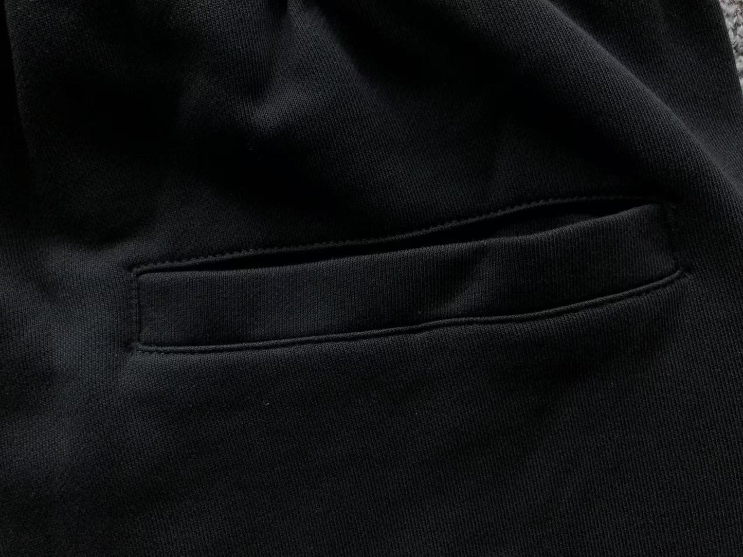 Calça elástica ALO moletom