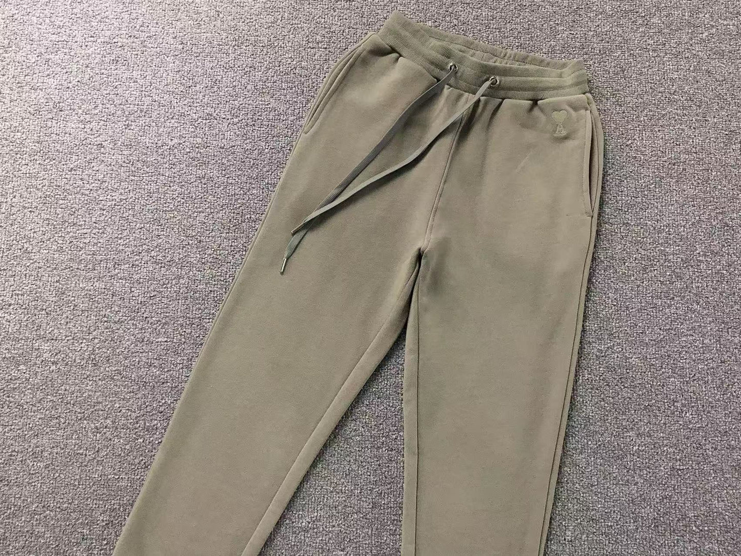 Calça Jogger AMI Paris Essential Moletom