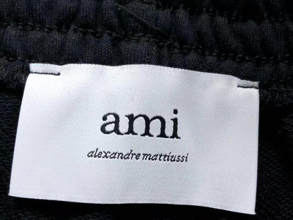 Short AMI Paris Pocket Heart Logo