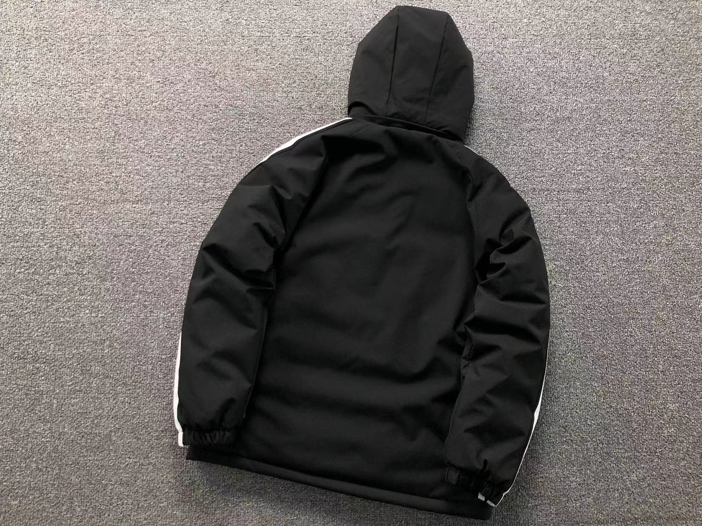 Jaqueta Corta Vento adidas Essential Windbreaker