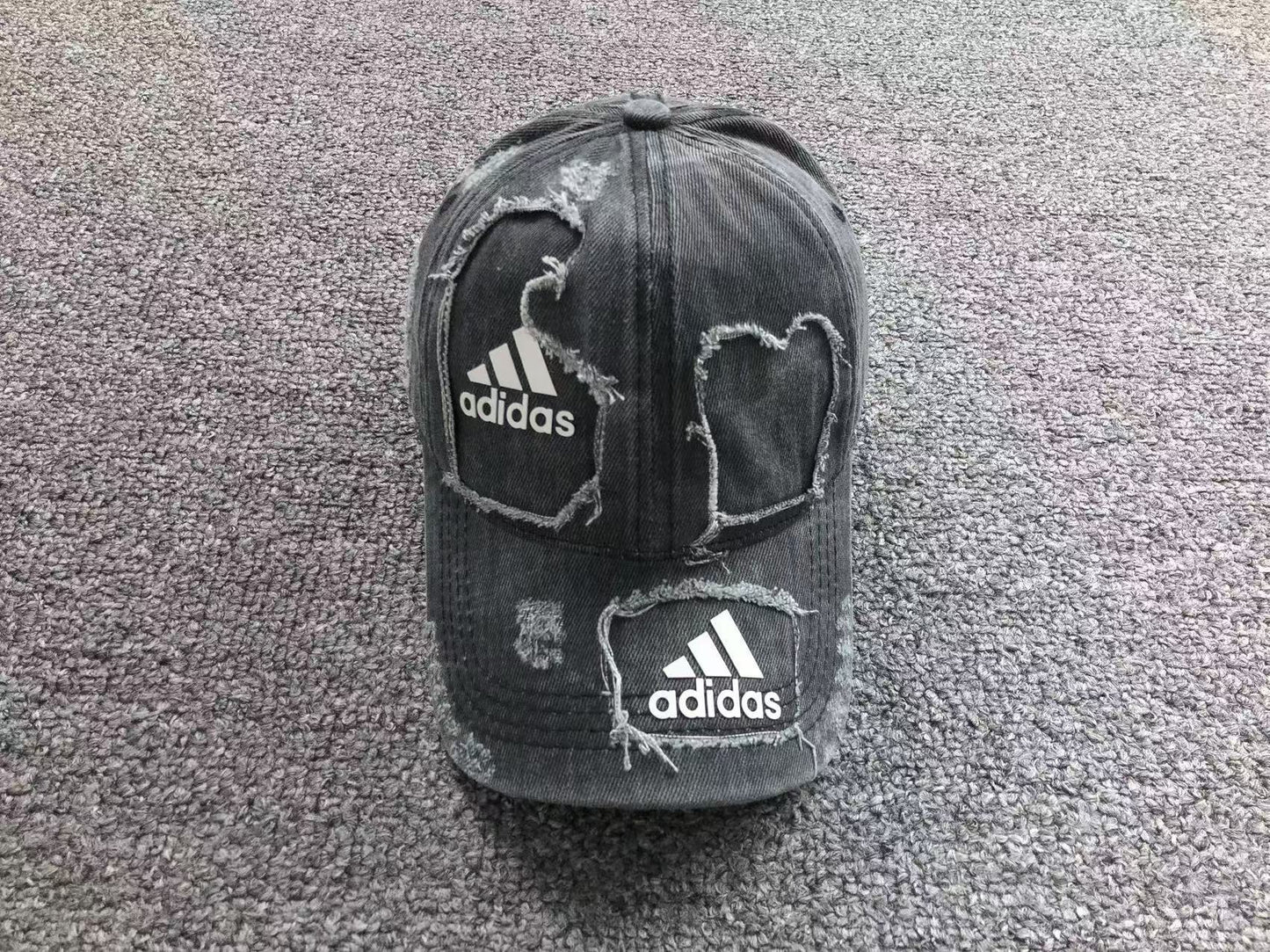 Boné adidas Distressed Archive