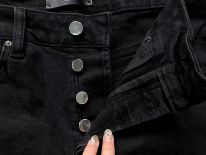 Calça AMIRI Bullet Hole Patch Black Denim