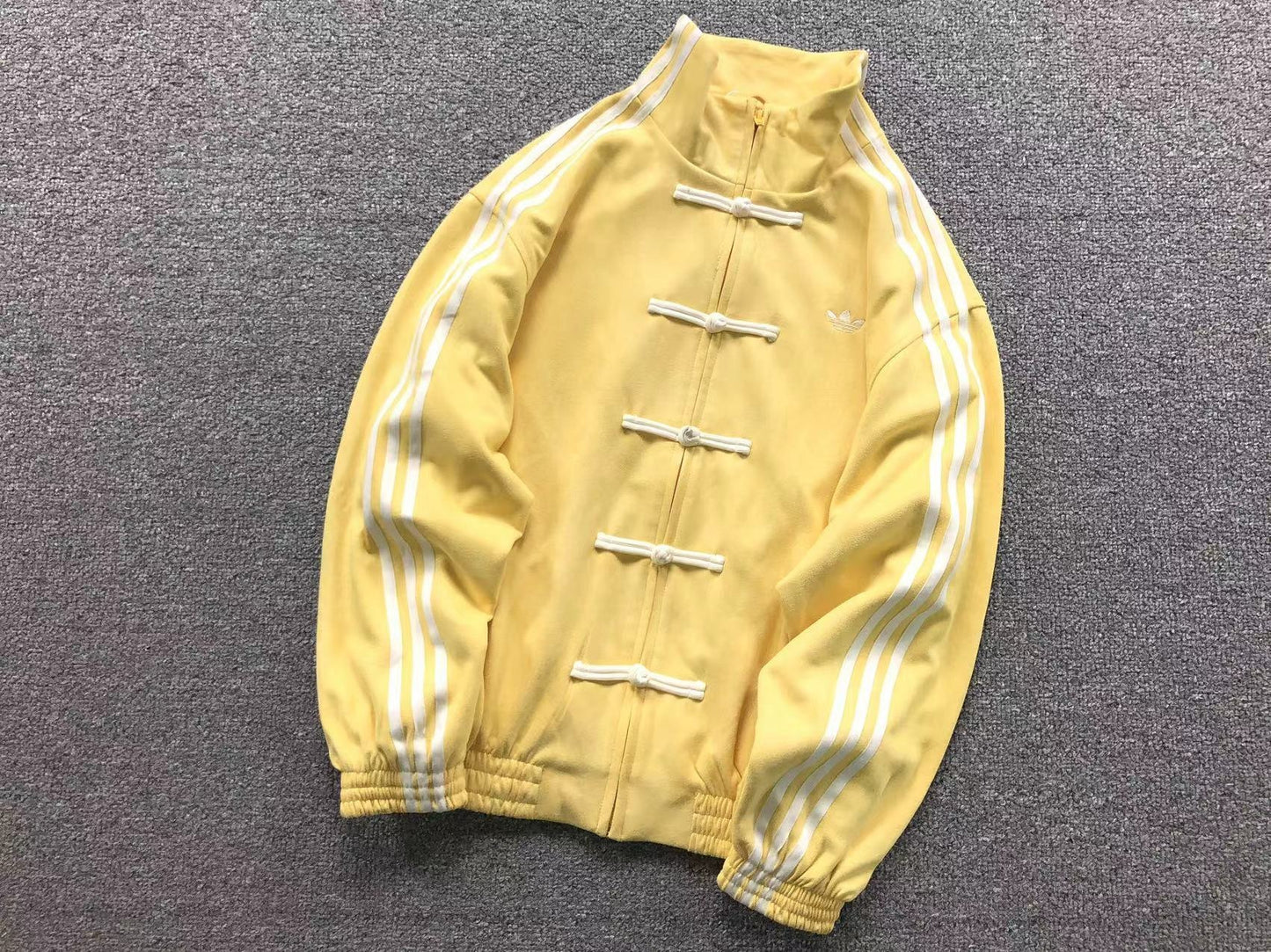 Jaqueta Adidas Oriental Streetwear