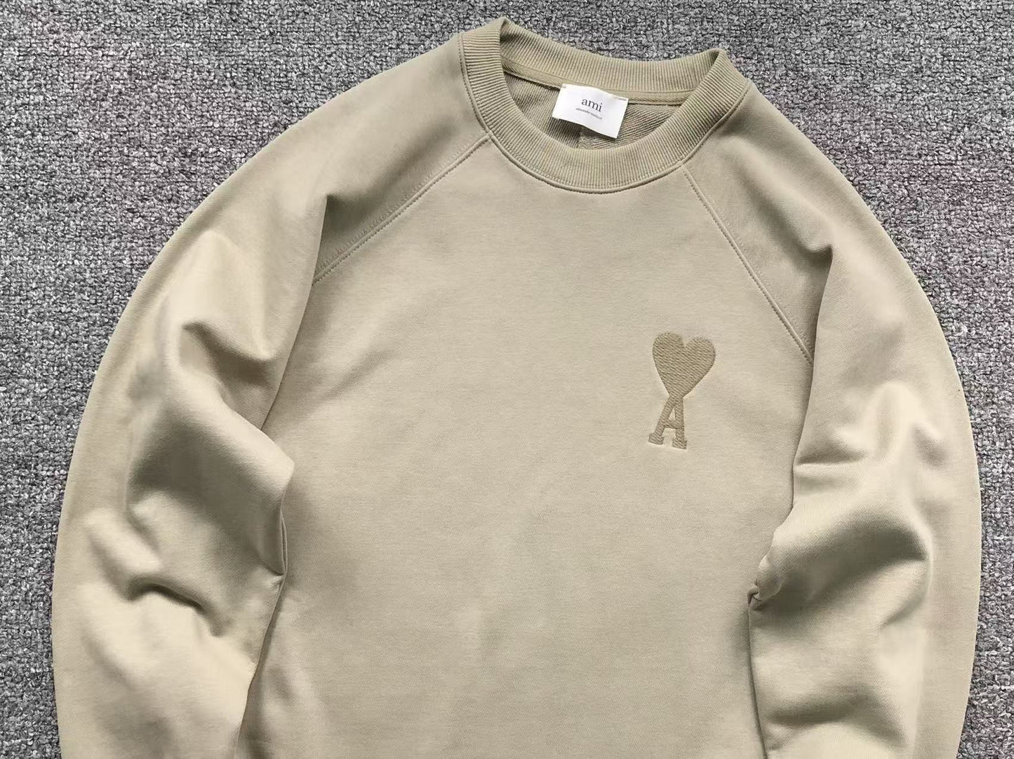 Moletom AMI Paris Ami de Cœur Crewneck