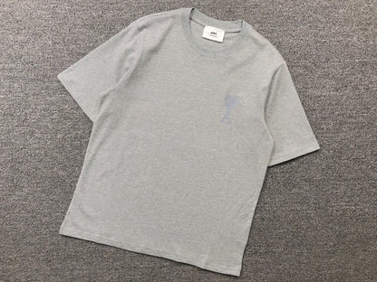 Camiseta AMI Paris Minimal Tonal Heart Logo