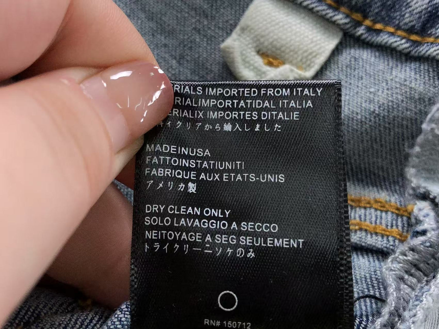 Calça AMIRI Ice Destroyed Paint Denim