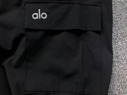 Calça elástica ALO moletom cargo