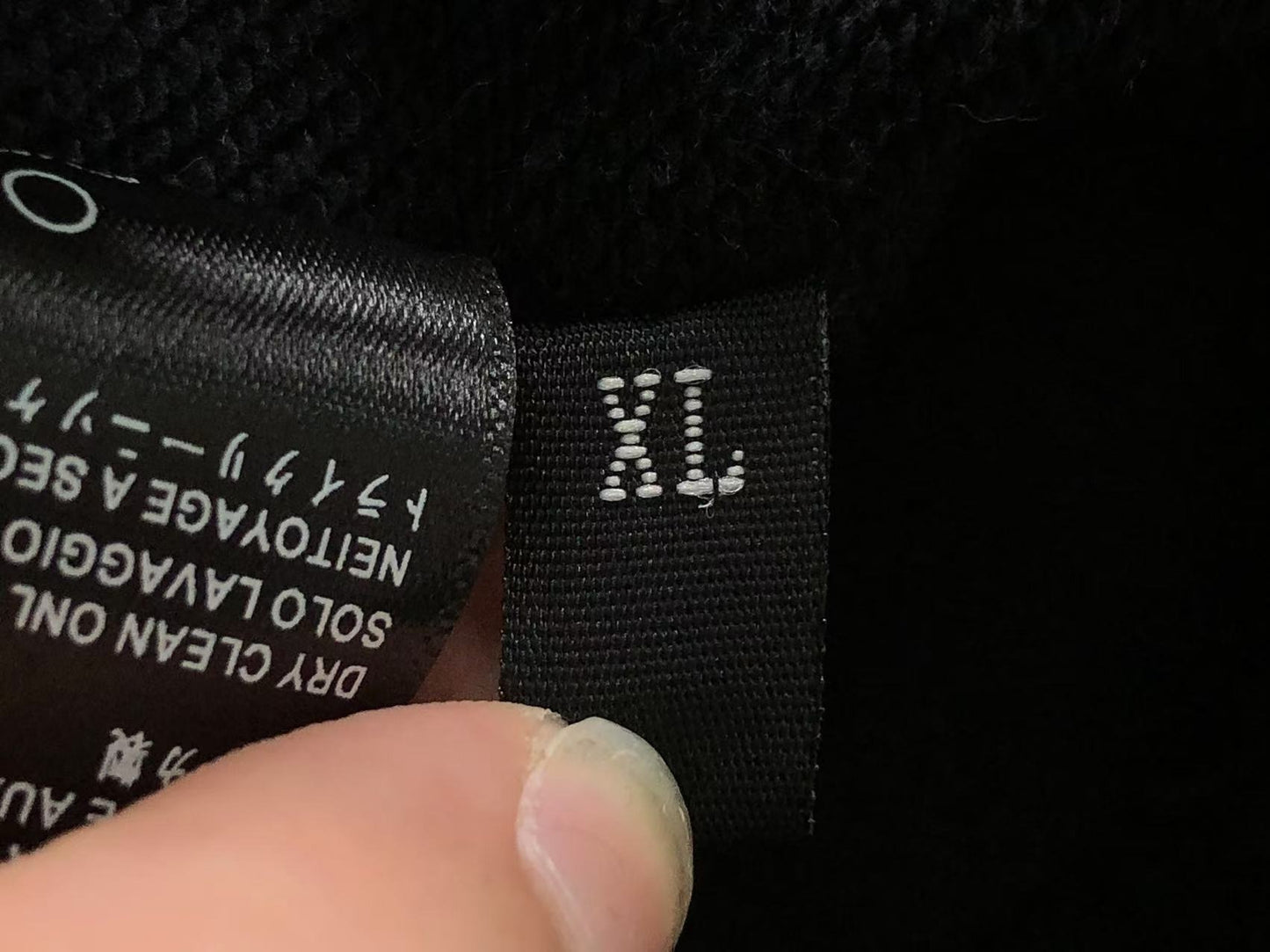 Moletom AMIRI Essential Hoodie