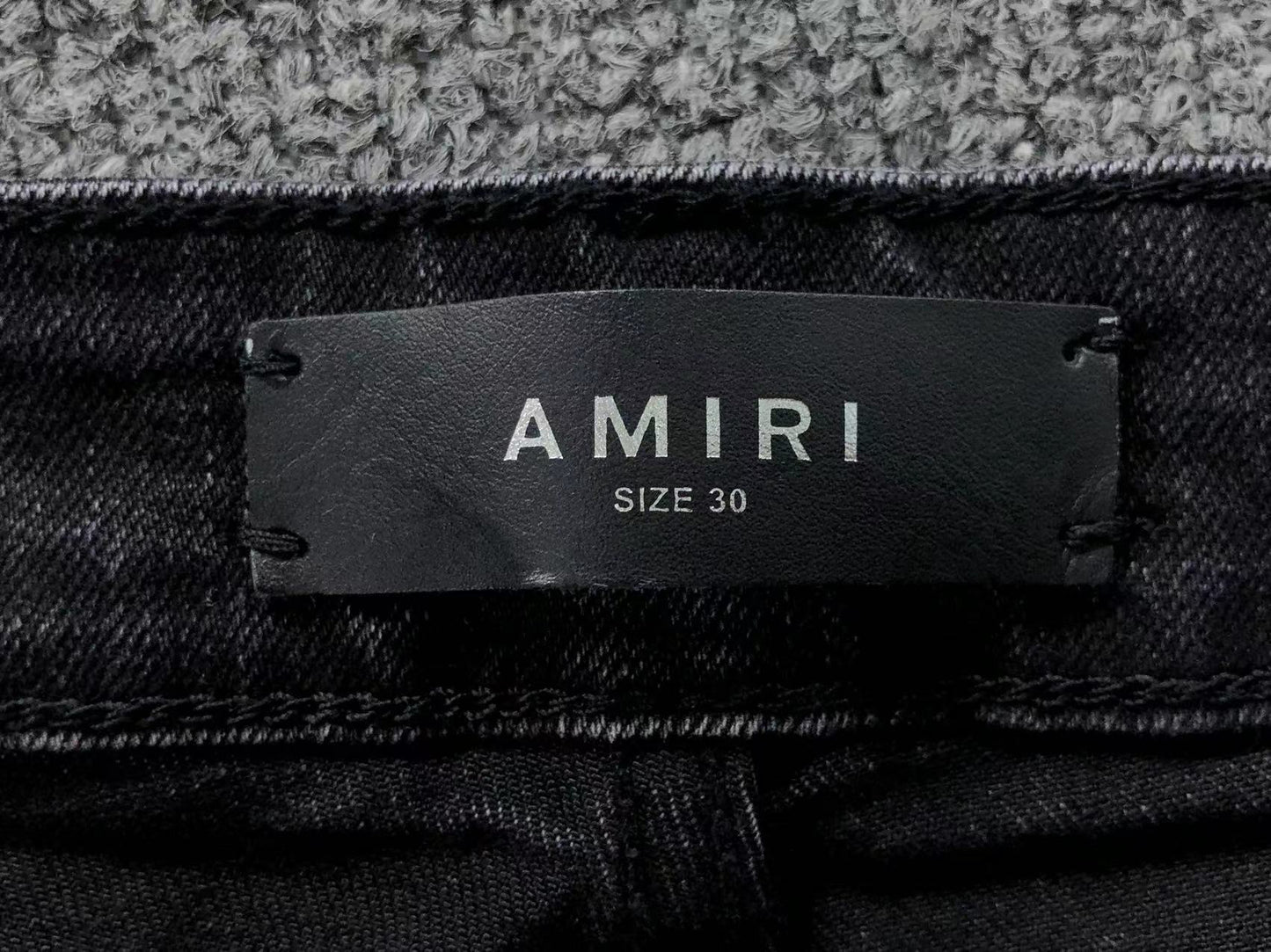 Calça AMIRI Hollywood Black Destroyed Denim