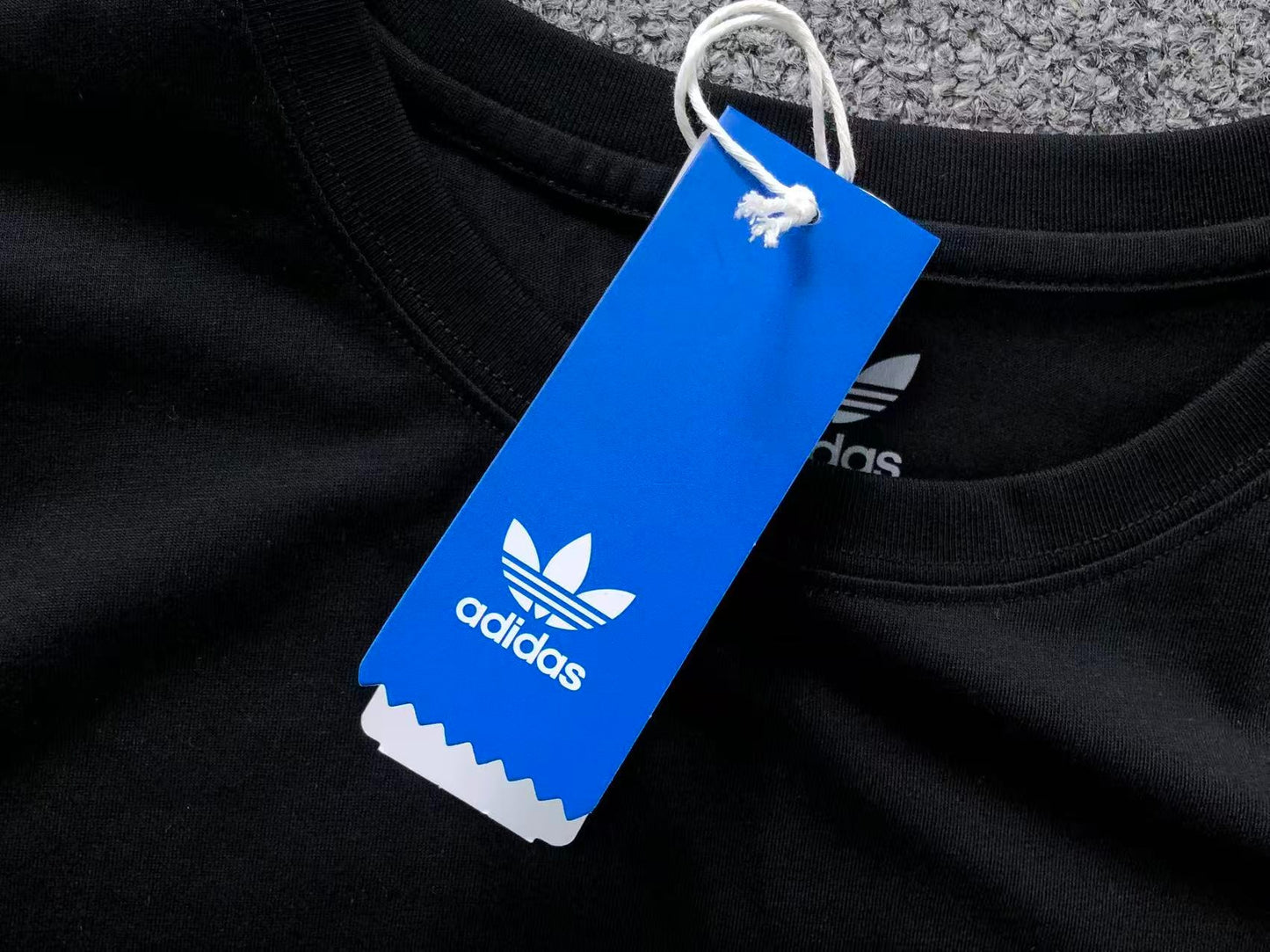 Camiseta Adidas Everyday Femimina